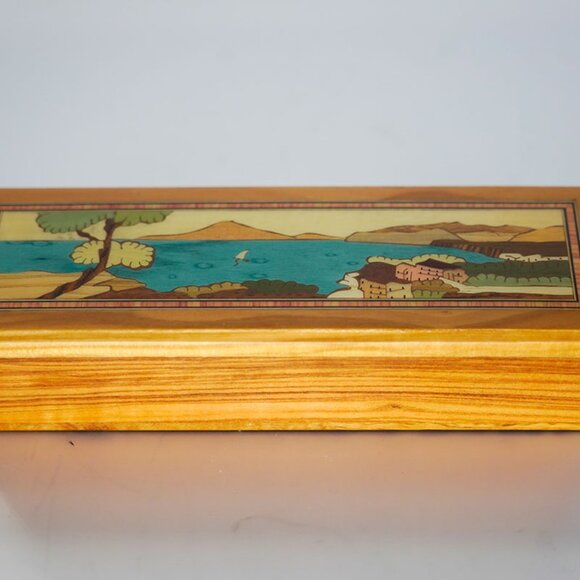 Notturno Intarsio wooden box with velvet-lined interior - Picture 2 of 8